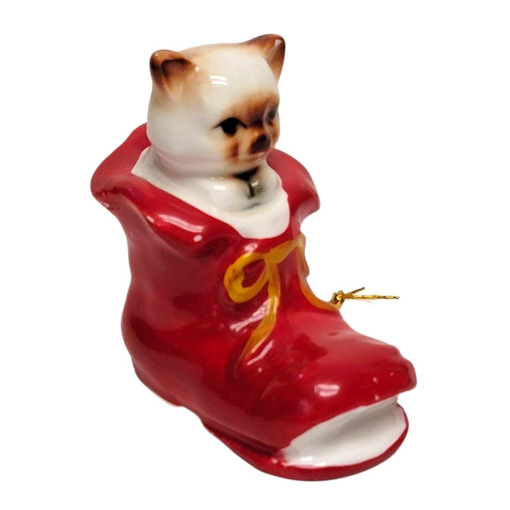 Vintage Bone China Siamese Cat in Red Christmas Boot Ornament Holiday Taiwan